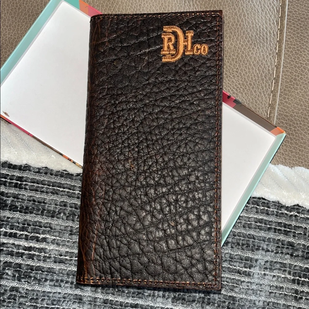 Red Dirt Hat Company Men's Rodeo Wallet Bison Grain Leather NWT